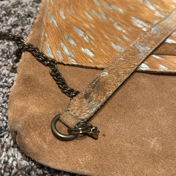 COWHIDE CROSSBODY - Picture 4 of 9